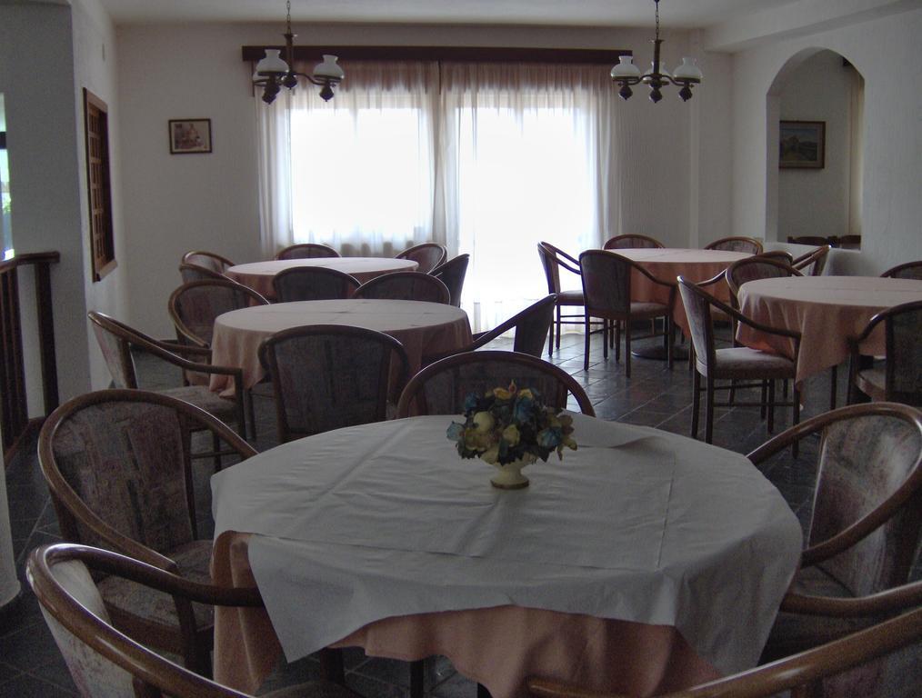 Hotel Svizzero サンジネート エクステリア 写真